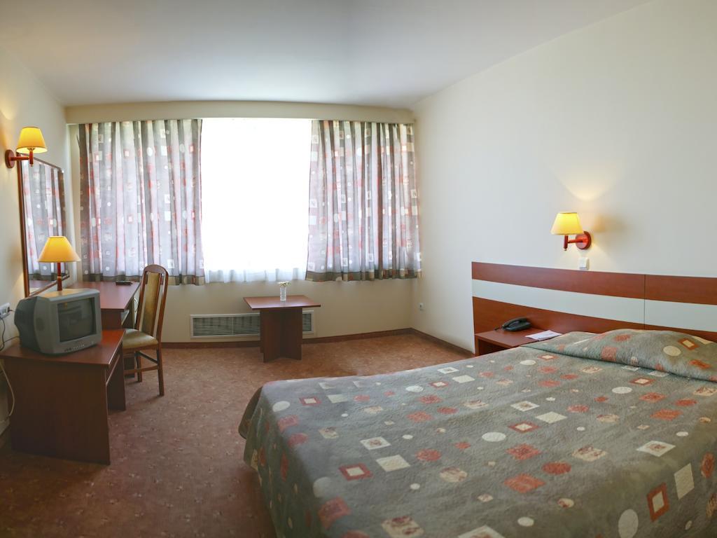 Hotel Bulgaria ドブリチ 部屋 写真