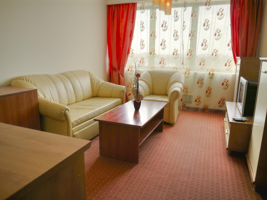 Hotel Bulgaria ドブリチ 部屋 写真