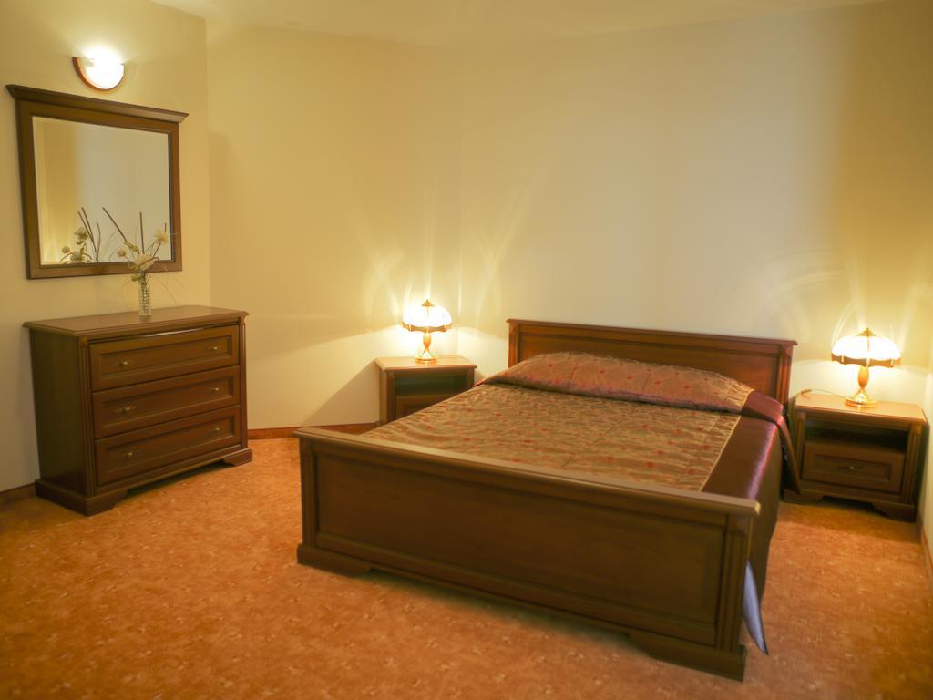 Hotel Bulgaria ドブリチ 部屋 写真